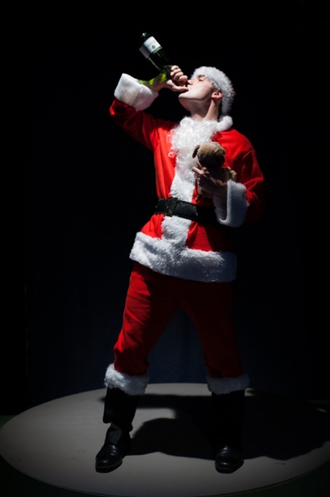 Photo Flash: First Look- The City Theatre's RECKLESS  Image