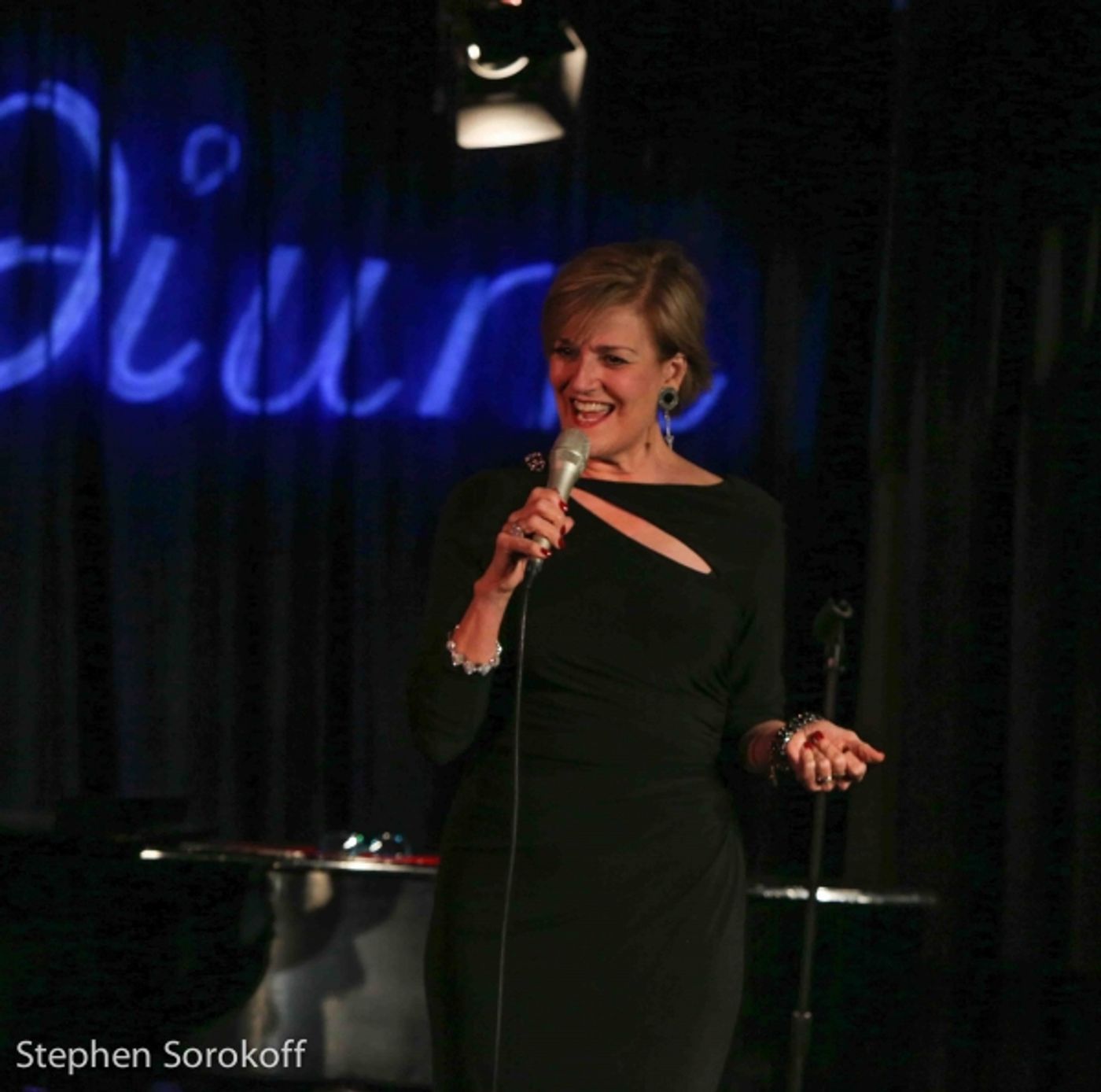 Photo Coverage: Karen Mason Brings SECRETS OF THE ANCIENT DIVAS the Iridium  Image