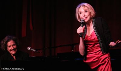  Julie Halston  Photo