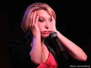  Julie Halston  Photo