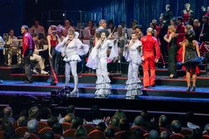 Marta Valverde, Nina y Paula Sebastian Photo