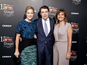 Julia Gomez Cora, Ignacio Gonzalez y acompanante @ BroadwayWorld Julia Gomez Cora, Ignacio Gonzalez y acompanante Photo