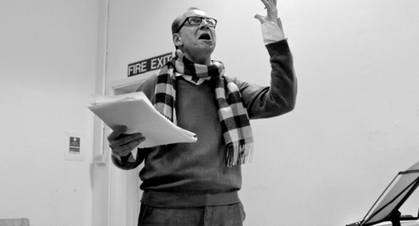 Photo Flash: In Rehearsal for Noel Coward's CHRISTMAS SPIRITS at St. James Studio  Image