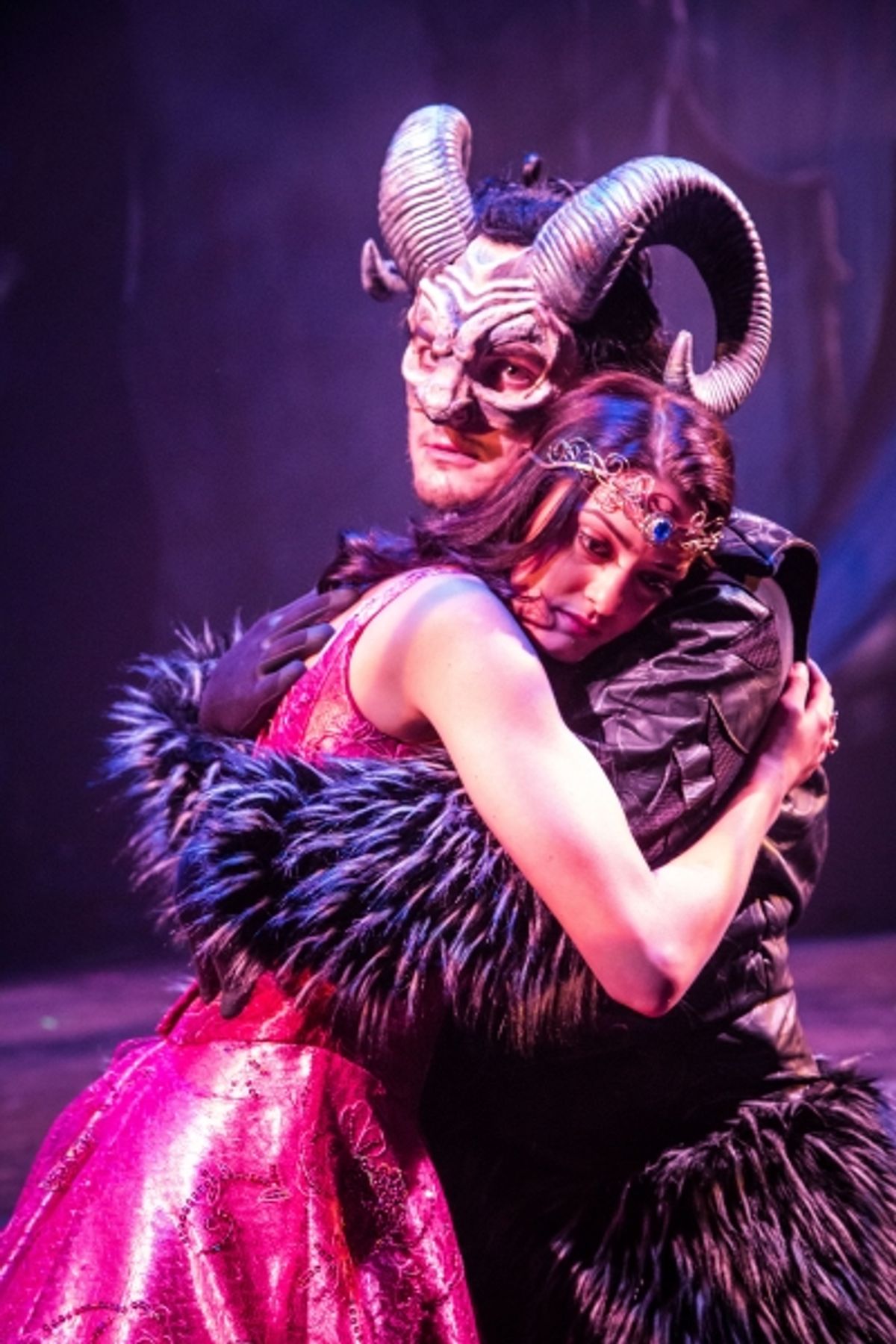 Irinka Kavsadze as Belle, Vato Tsikurishvili as The Beast at 