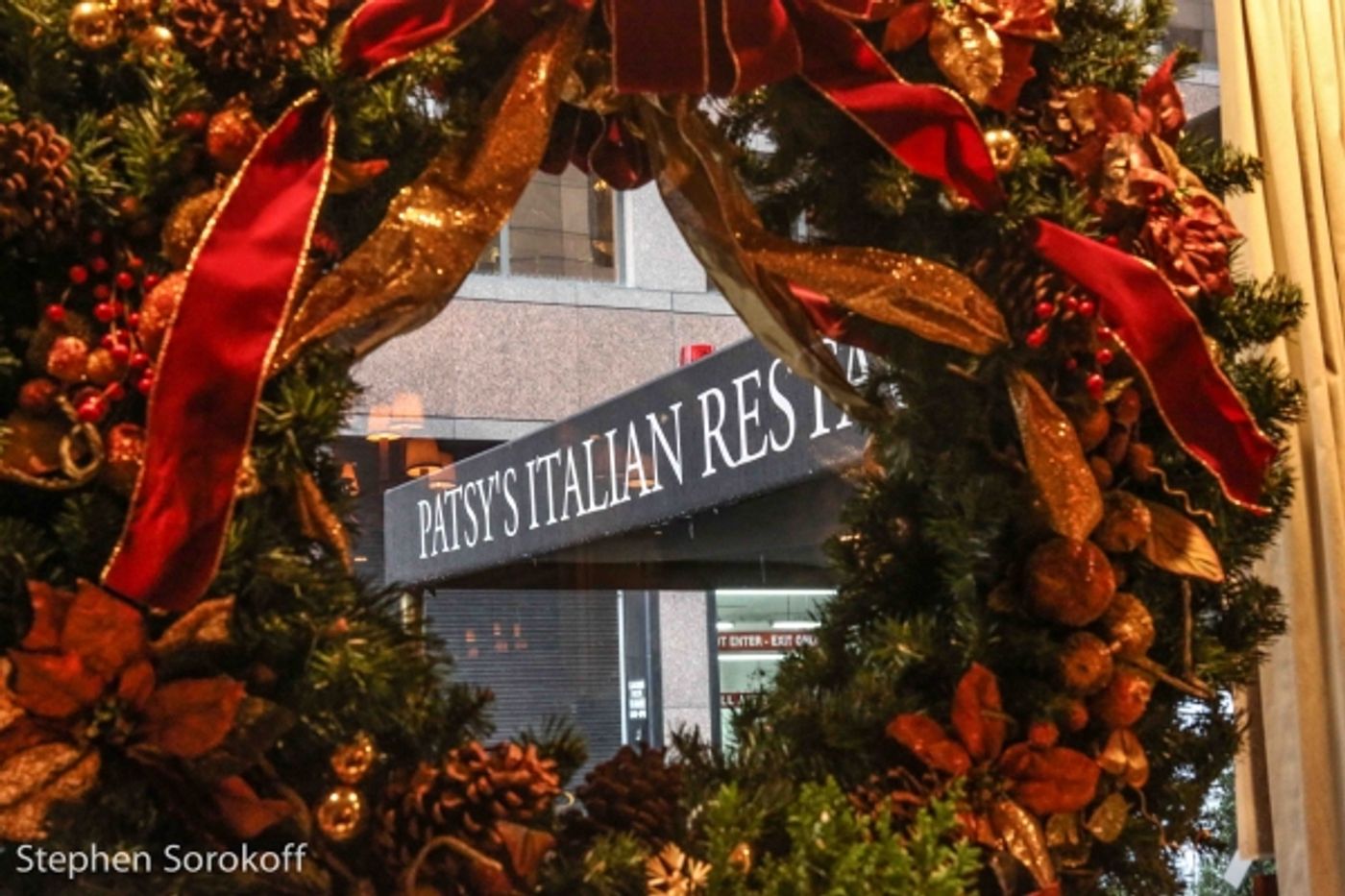 Photo Coverage: Barry Weissler Visits Backstage with Peter Ledonne Photo Coverage: Barry Weissler Visits Backstage with Peter Ledonne Image