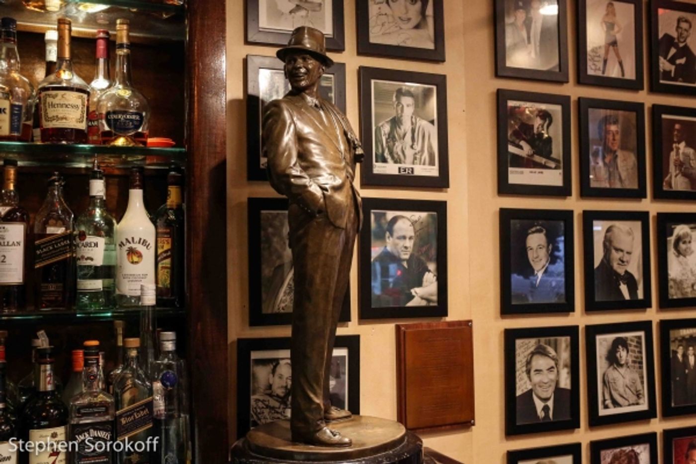 Photo Coverage: Barry Weissler Visits Backstage with Peter Ledonne Photo Coverage: Barry Weissler Visits Backstage with Peter Ledonne Image