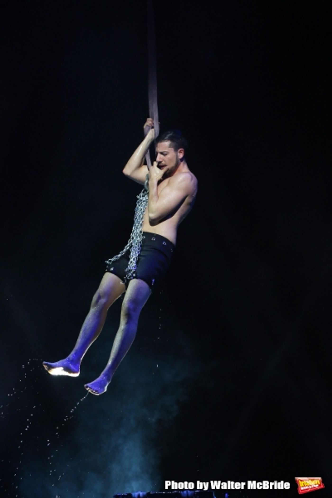 Photo Coverage: Sneak Peek at THE ILLUSIONISTS on Broadway!  Image