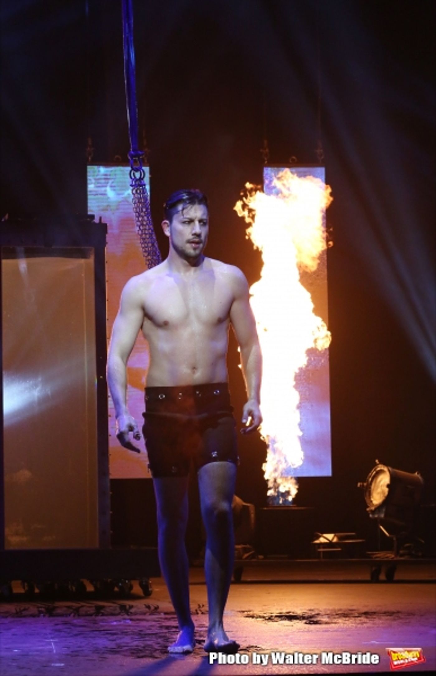 Photo Coverage: Sneak Peek at THE ILLUSIONISTS on Broadway!  Image