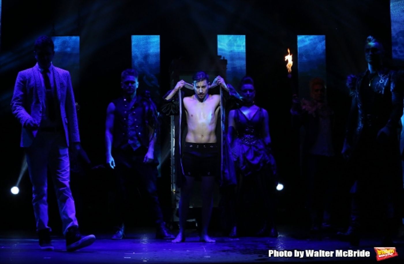 Photo Coverage: Sneak Peek at THE ILLUSIONISTS on Broadway!  Image