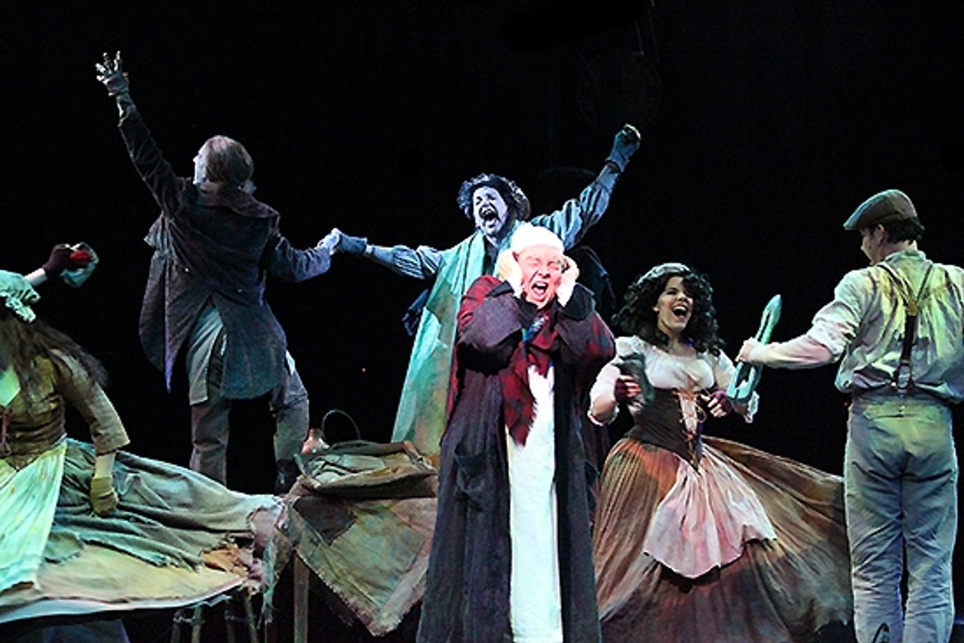 Photo Flash: First Look at North Shore Music Theatre's A CHRISTMAS CAROL  Image