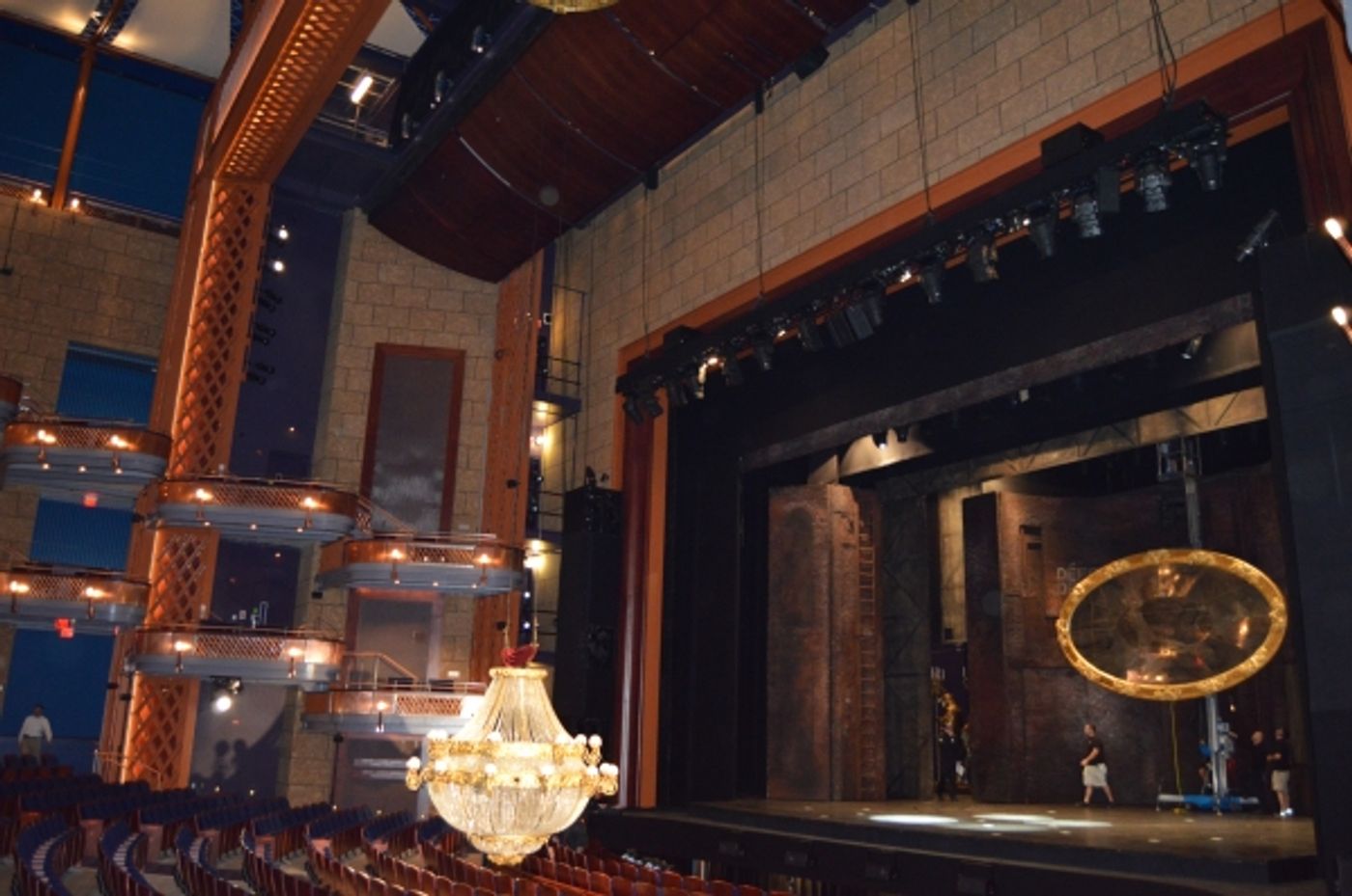 Photo Flash: Backstage with PHANTOM OF THE OPERA Tour at Orlando's Dr. Phillips Center for the Performing Arts  Image