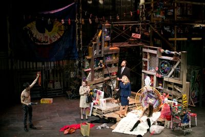 Peter Porte as Demian, Nicole Lowrance as Kansas, Kate Mulligan as Smith, Michael T.  Photo