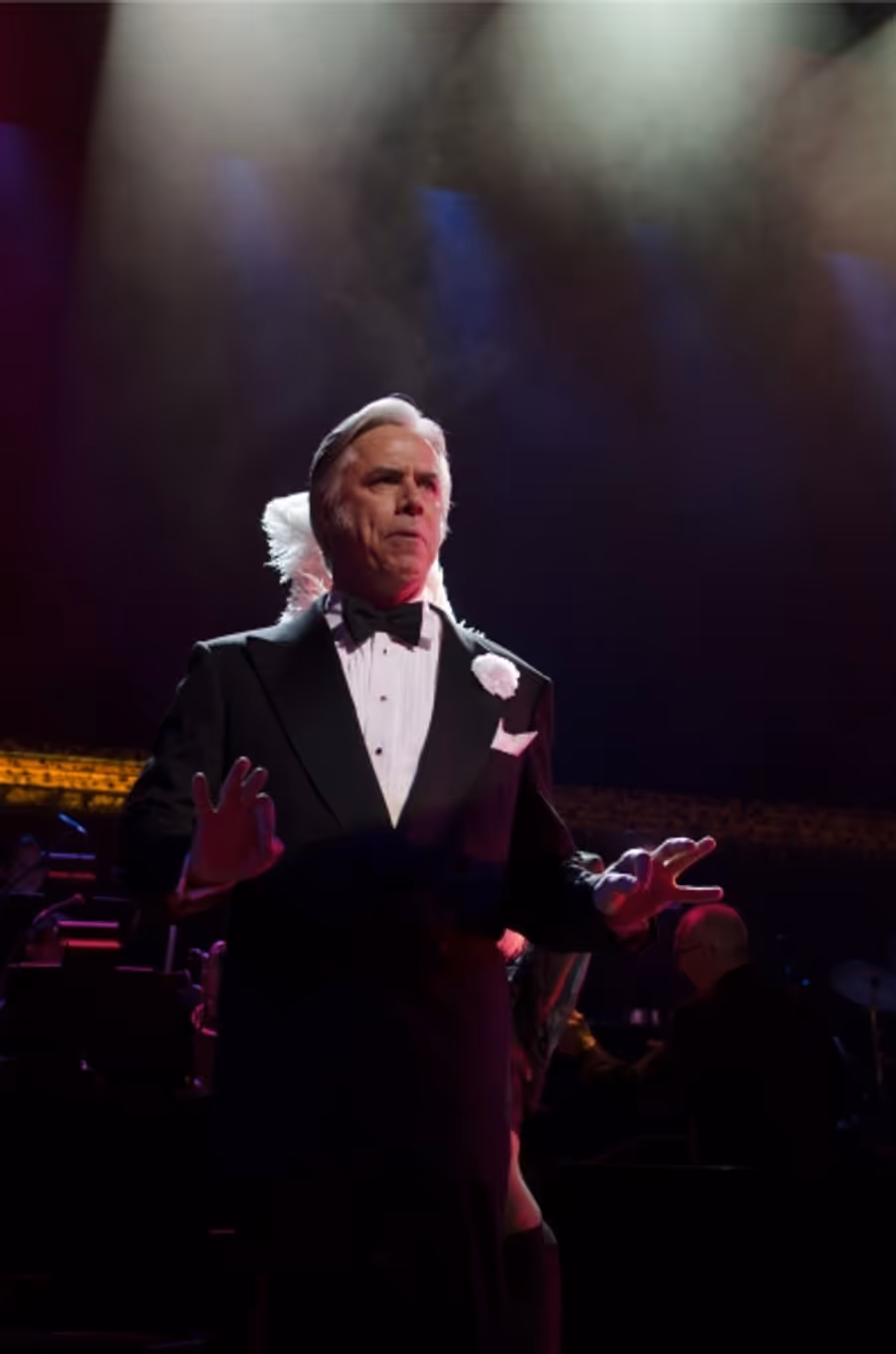 Photo Coverage: CHICAGO Tour Performs Excerpts; Meets Press in Manila Image
