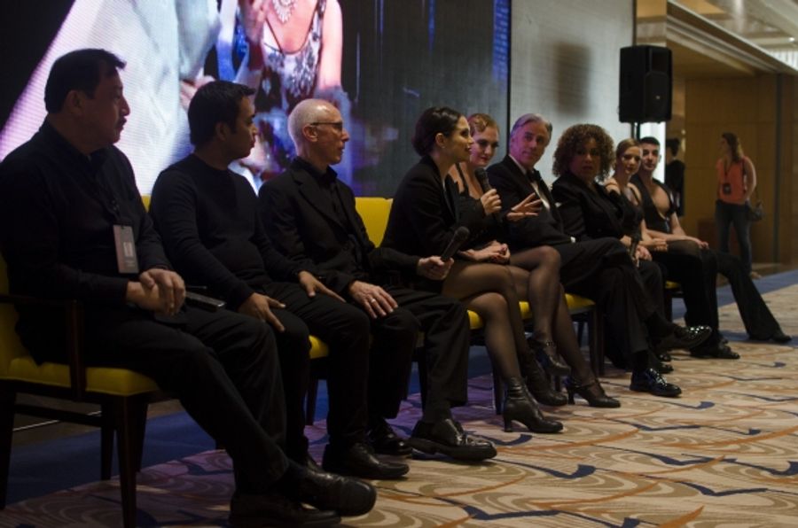 Photo Coverage: CHICAGO Tour Performs Excerpts; Meets Press in Manila Image