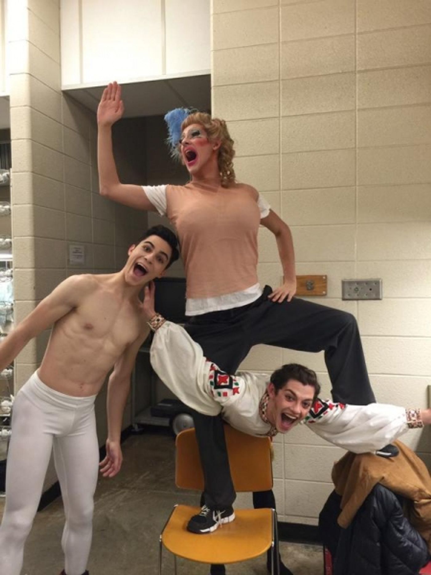 Photo Flash: Saturday Intermission Pics - Dec. 6, Part 2 - DIRTY ROTTEN SCOUNDRELS Parodies CATS, & More  Image