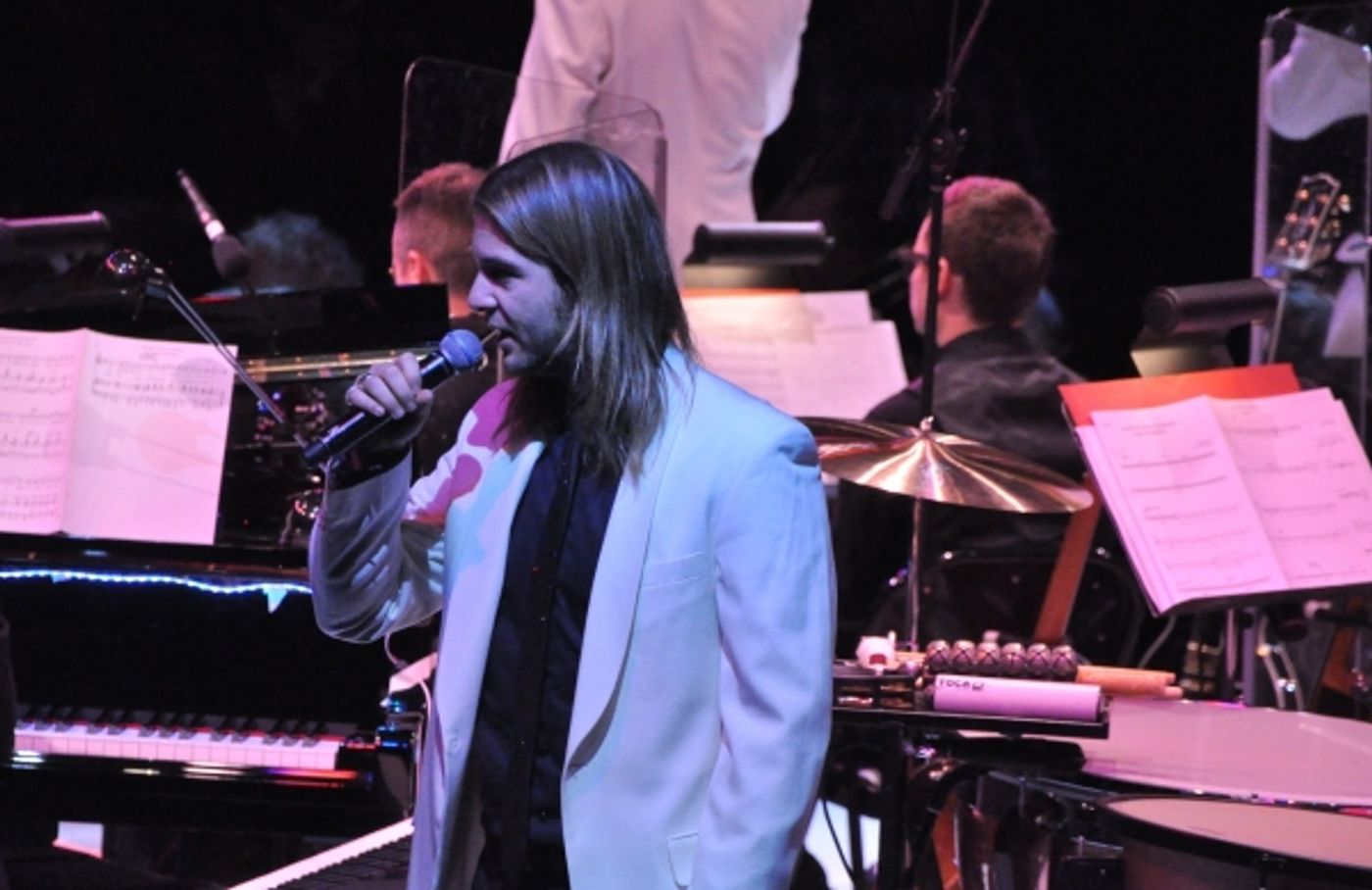 Photo Coverage: Celtc Thunber Brings Symphonic Christmas Tour to NYCB Theatre  Image