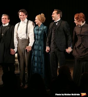 Anthony Heald, Bradley Cooper, Patricia Clarkson, Alessandro Nivola and Kathryn Meisl Photo