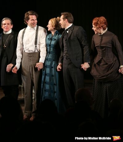 Anthony Heald, Bradley Cooper, Patricia Clarkson, Alessandro Nivola and Kathryn Meisl Photo