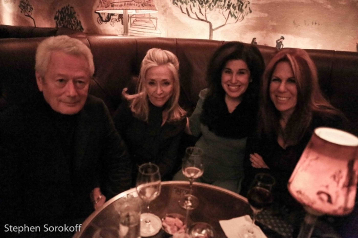 Photo Coverage: Jim Caruso & Billy Stritch Continue Holiday Fun at Bemelmans Bar Photo Coverage: Jim Caruso & Billy Stritch Continue Holiday Fun at Bemelmans Bar Image