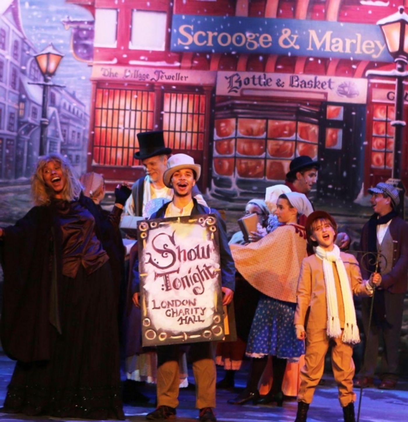Photo Flash: First Look at A CHRISTMAS CAROL, THE MUSICAL at Rivertown Theaters  Image