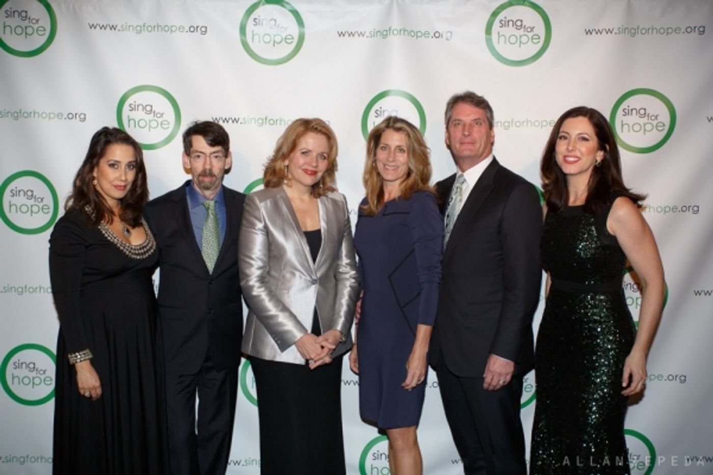 Photo Flash: Renee Fleming and Friends Celebrate SING FOR HOPE's 2014 Gala Photo Flash: Renee Fleming and Friends Celebrate SING FOR HOPE's 2014 Gala Image