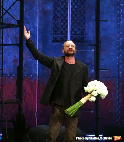 Sting Photo