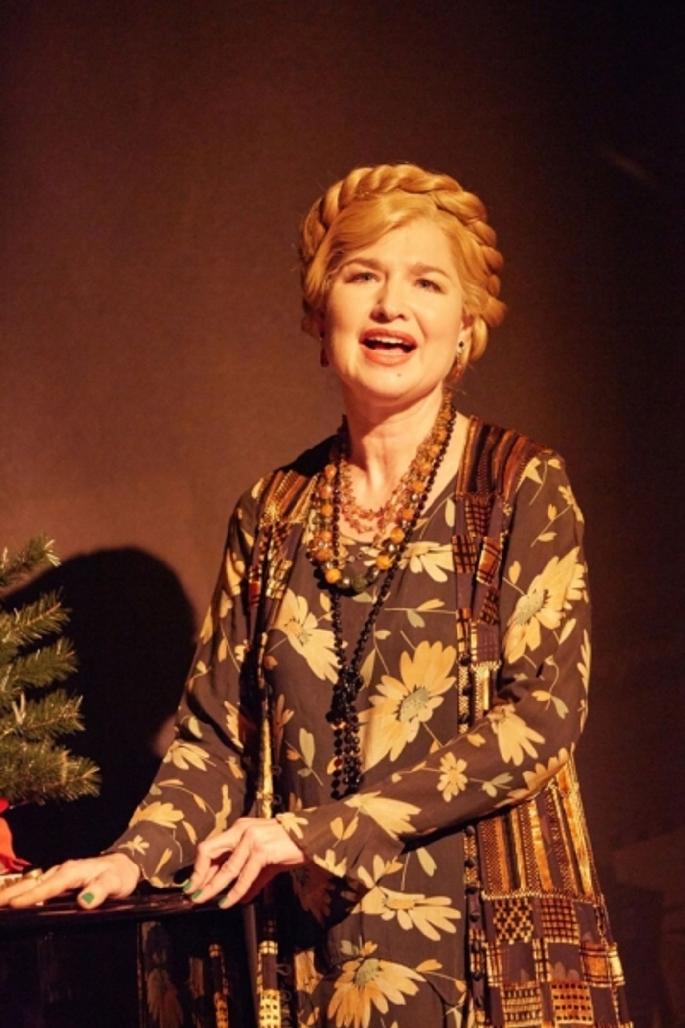 Photo Coverage: Van Randwyck and Wakefield In NOEL COWARD'S CHRISTMAS SPIRITS Photo Coverage: Van Randwyck and Wakefield In NOEL COWARD'S CHRISTMAS SPIRITS Image