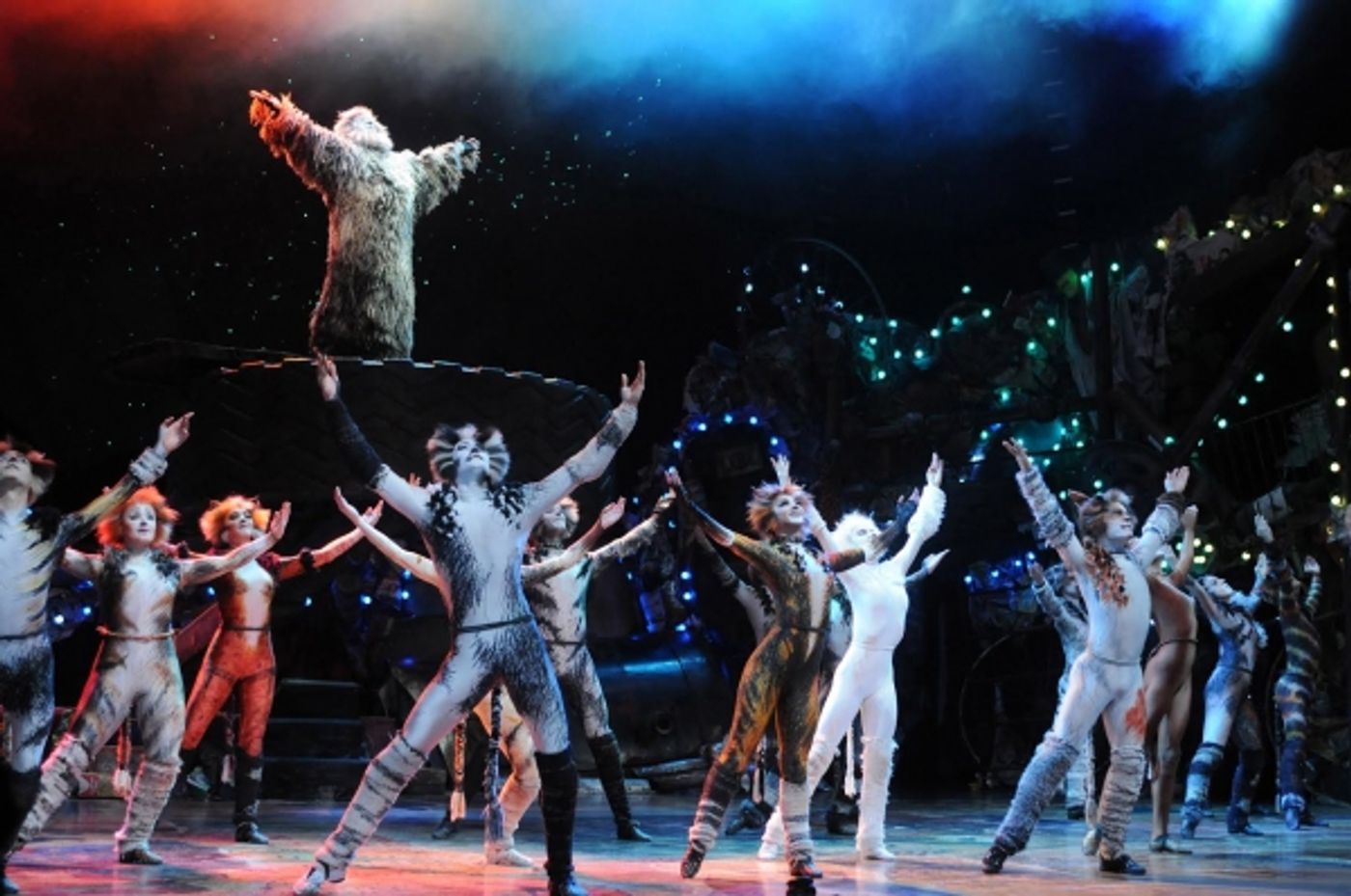 Photo Flash: A Jellicle Return! First Look at Nicole Scherzinger & More in West End Revival of CATS!  Image