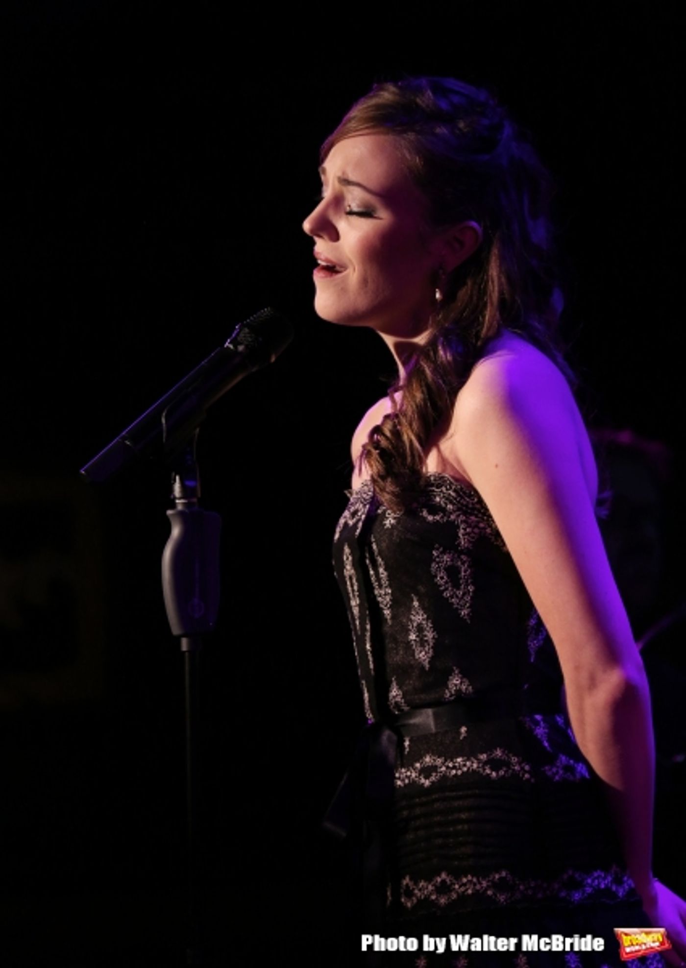 Photo Coverage: Laura Osnes Previews THE PATHS NOT TAKEN at 54 Below!  Image