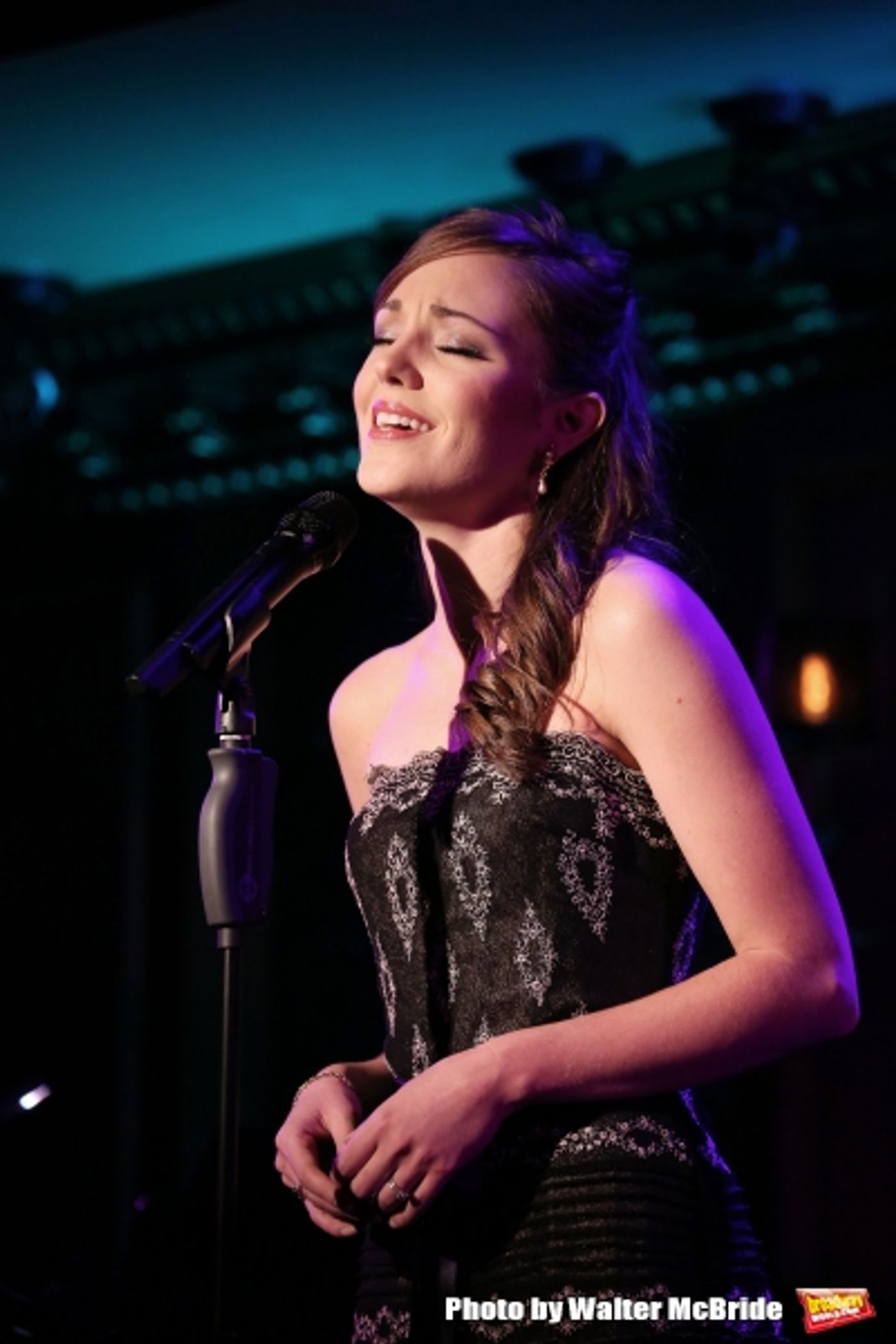 Photo Coverage: Laura Osnes Previews THE PATHS NOT TAKEN at 54 Below!  Image