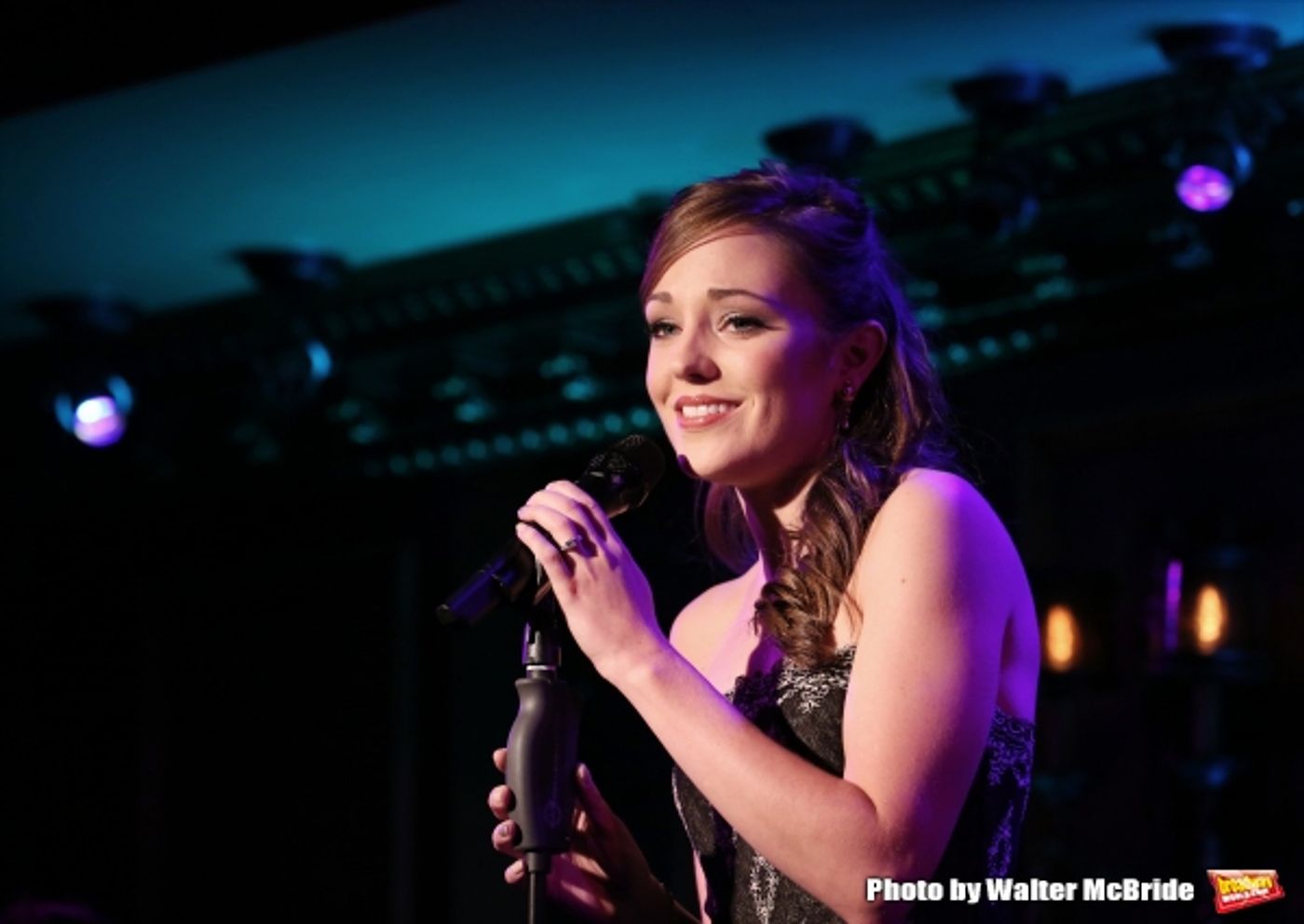 Photo Coverage: Laura Osnes Previews THE PATHS NOT TAKEN at 54 Below!  Image