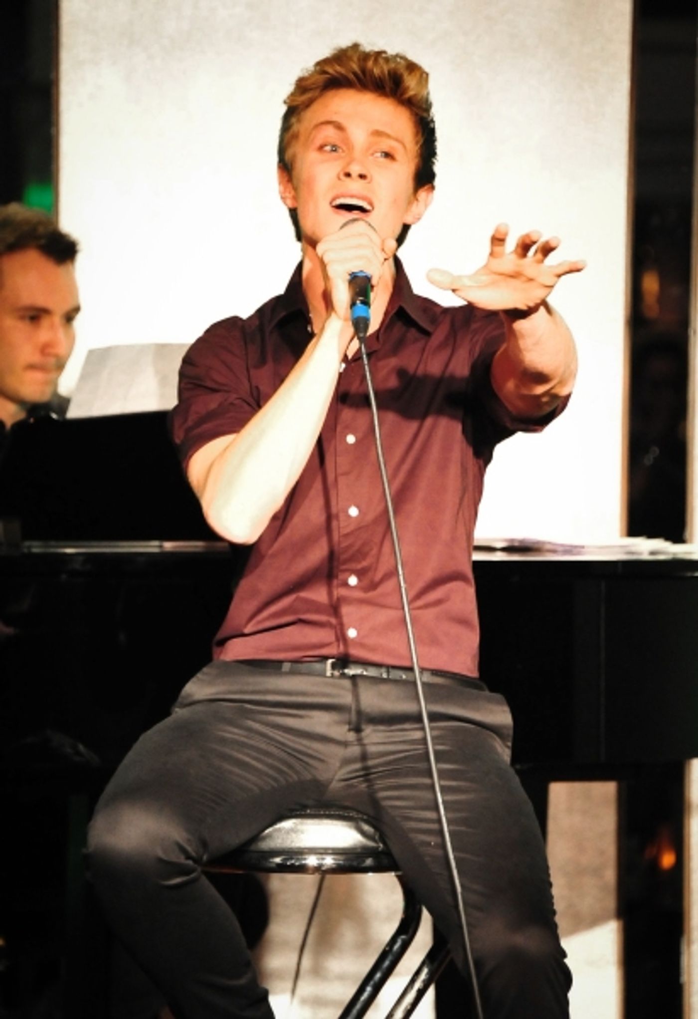 Photo Coverage: Verkaik, Noblezada, Schoenmaker and More In A MERRY CHRISTMAS CABARET!  Image