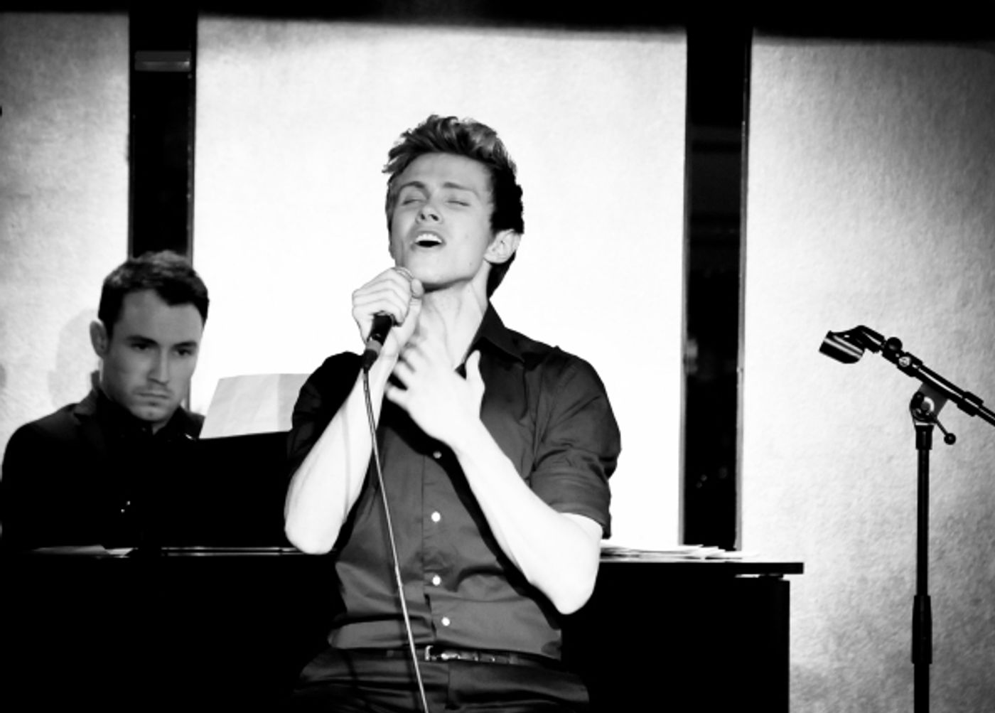 Photo Coverage: Verkaik, Noblezada, Schoenmaker and More In A MERRY CHRISTMAS CABARET!  Image