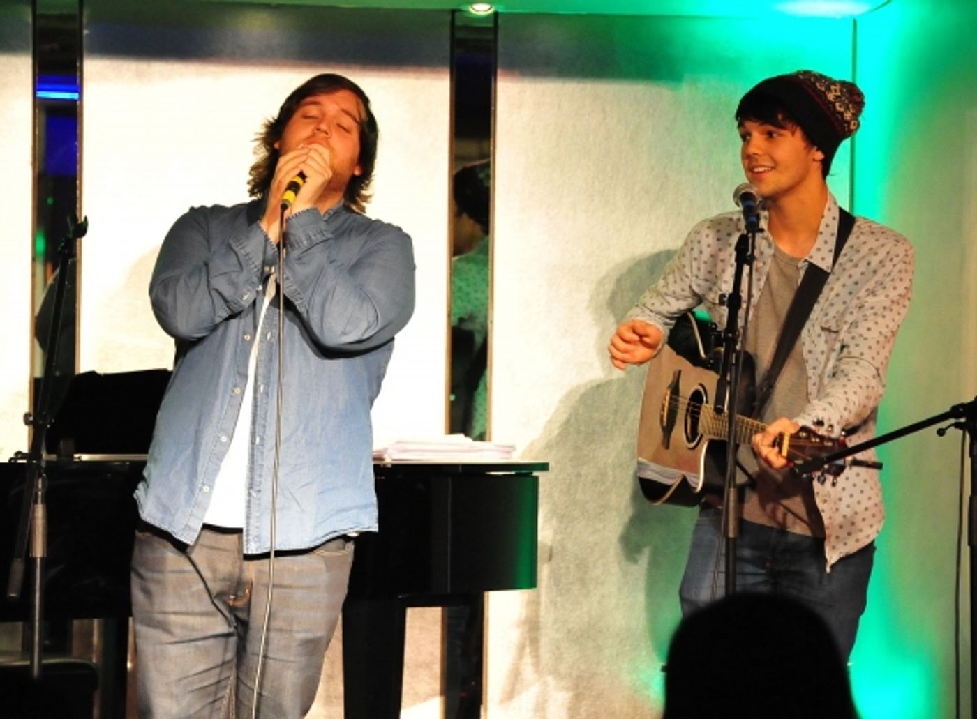 Photo Coverage: Verkaik, Noblezada, Schoenmaker and More In A MERRY CHRISTMAS CABARET!  Image