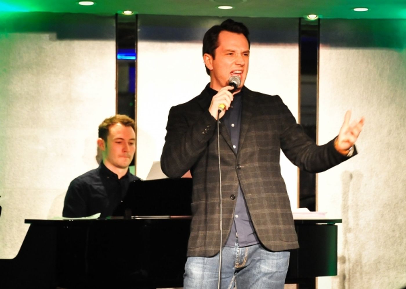 Photo Coverage: Verkaik, Noblezada, Schoenmaker and More In A MERRY CHRISTMAS CABARET!  Image
