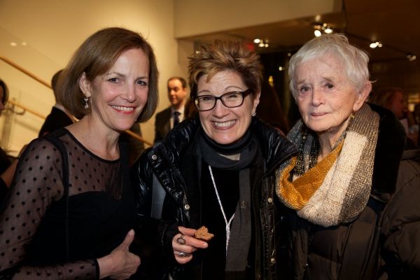 Barbara Whitman, Lisa Kron, Barbara Barrie Photo