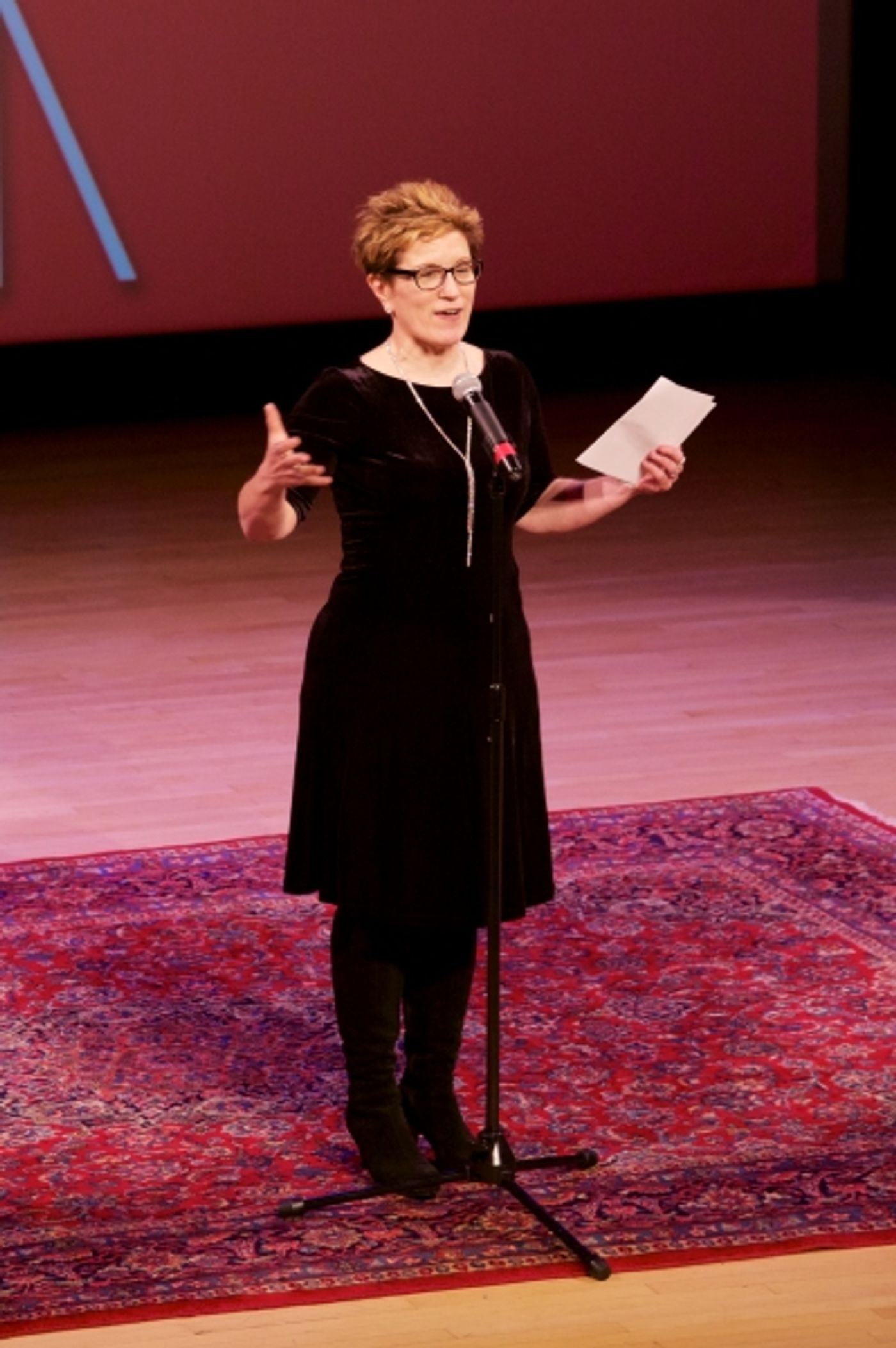 Photo Flash: Inside Transport Group's GIMME A BREAK Gala Honoring Barbara Whitman  Image