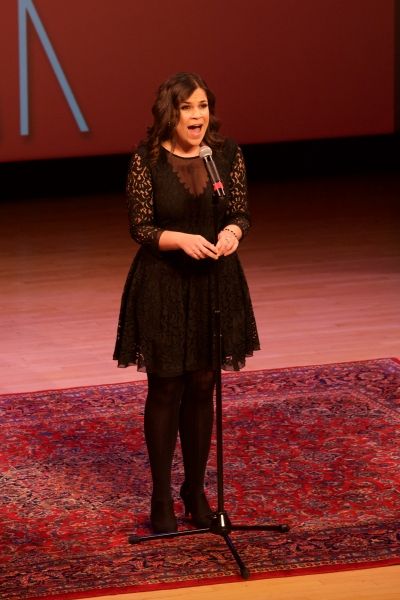 Lindsay Mendez Photo