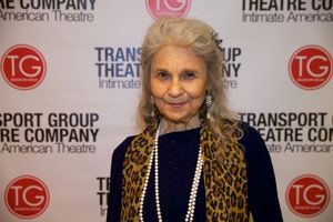 Lynn Cohen Photo