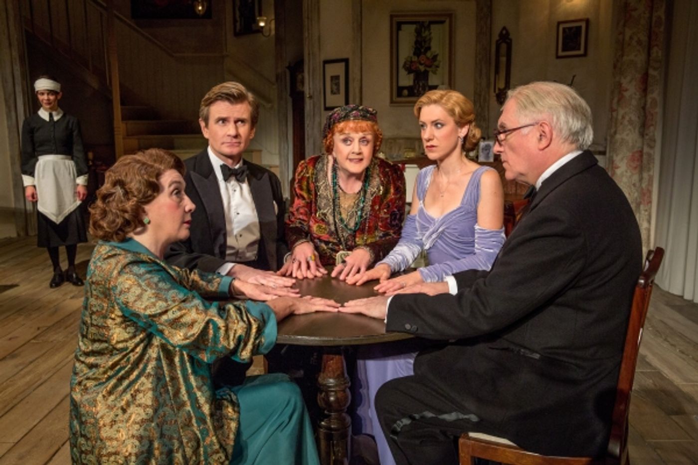 Photo Flash: First Look at Angela Lansbury and More in the BLITHE SPIRIT North American Tour  Image