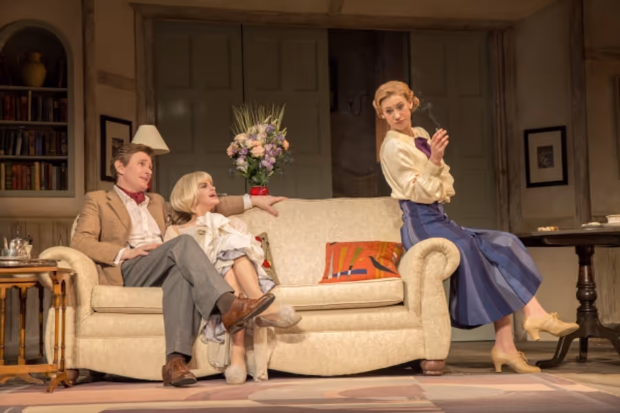 Photo Flash: First Look at Angela Lansbury and More in the BLITHE SPIRIT North American Tour Image