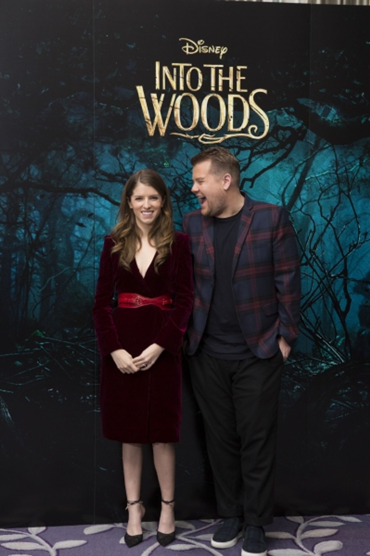 Photo Flash: Anna Kendrick, James Corden, Rob Marshall and More at the INTO THE WOODS London Premiere Photo Flash: Anna Kendrick, James Corden, Rob Marshall and More at the INTO THE WOODS London Premiere Image