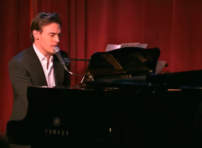 Erich Bergen Photo