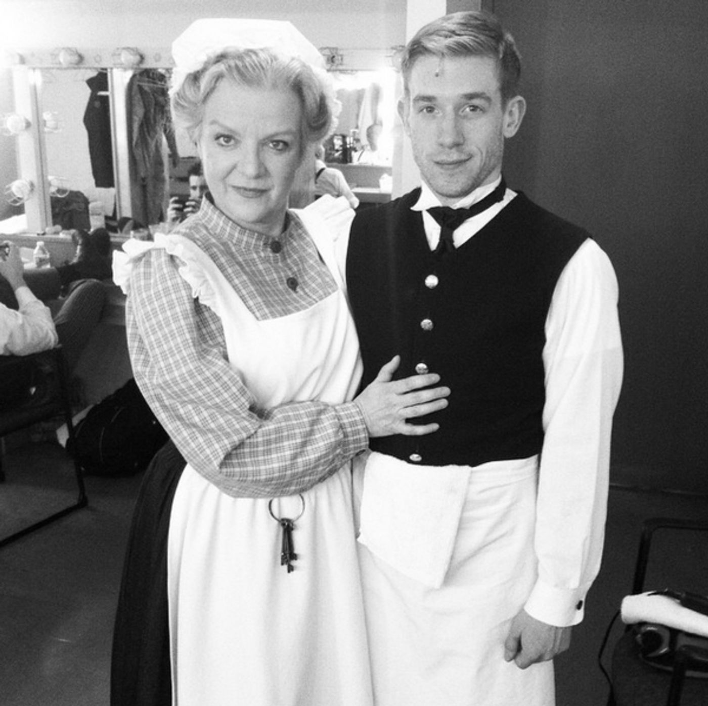 Photo Flash: Saturday Intermission Pics - December 13 - AN AMERICAN IN PARIS Posts First SIP After Opening; Plus Broadway's SIDE SHOW, KINKY BOOTS & More!  Image