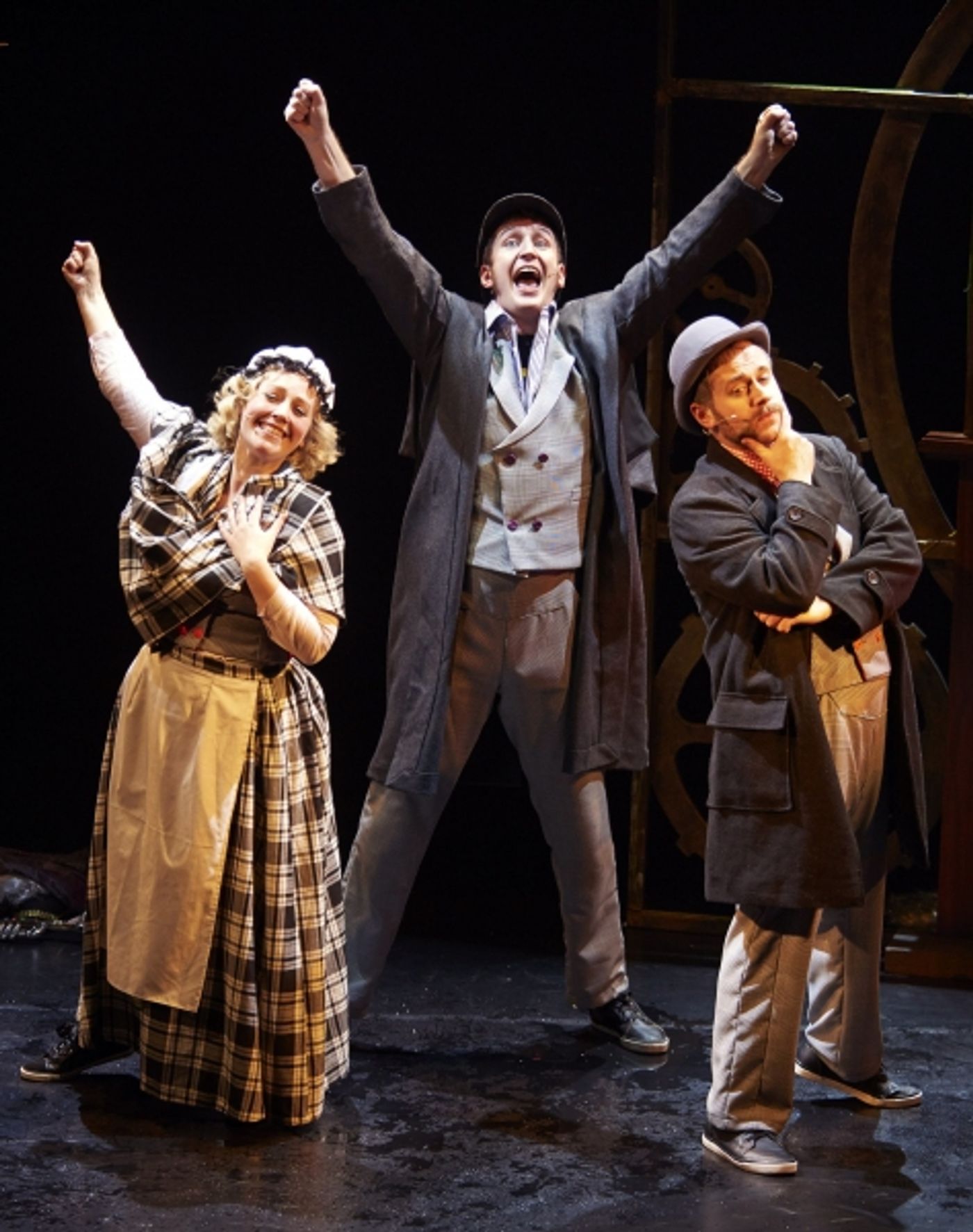 Photo Flash: First Look at POTTED SHERLOCK in the West End  Image