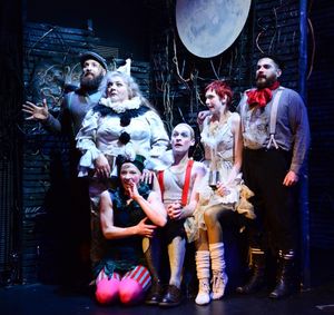 Jay Torrence, Pam Chermansky, Leah Urzendowski, Ryan Walters, Molly Plunk and Anthony Courser @ BroadwayWorld Jay Torrence, Pam Chermansky, Leah Urzendowski, Ryan Walters, Molly Plunk and Anthony Photo