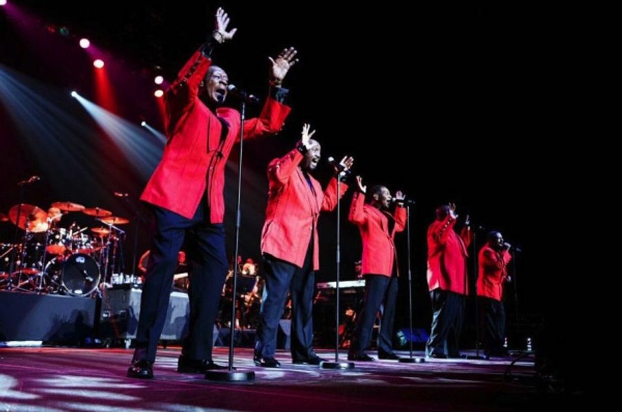 Photo Flash: The Original Motown Legends Take Broadway! First Look at The Temptations & Four Tops' One-Week Engagement Image
