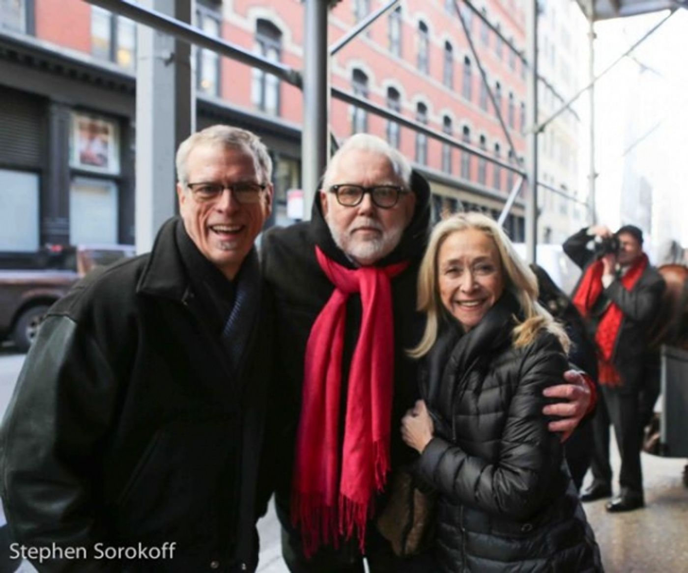 Photo Coverage: Entertainers Assemble for Metropolitan Room's Longest Variety Show Attempt  Image