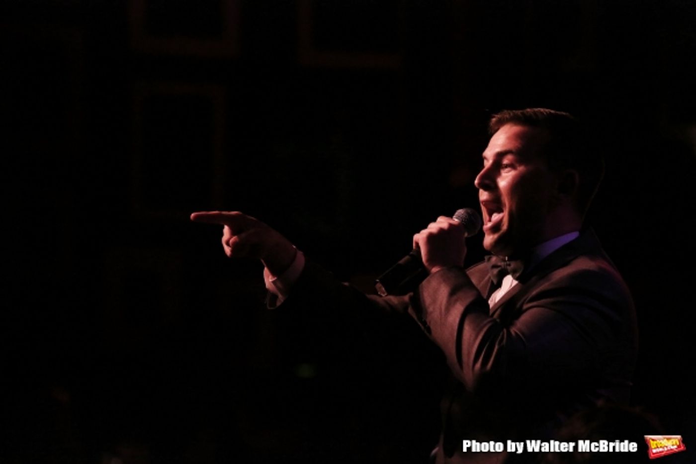 Photo Coverage: In Performance for Daniel Reichard's DECKED OUT HOLIDAY PARTY  Image