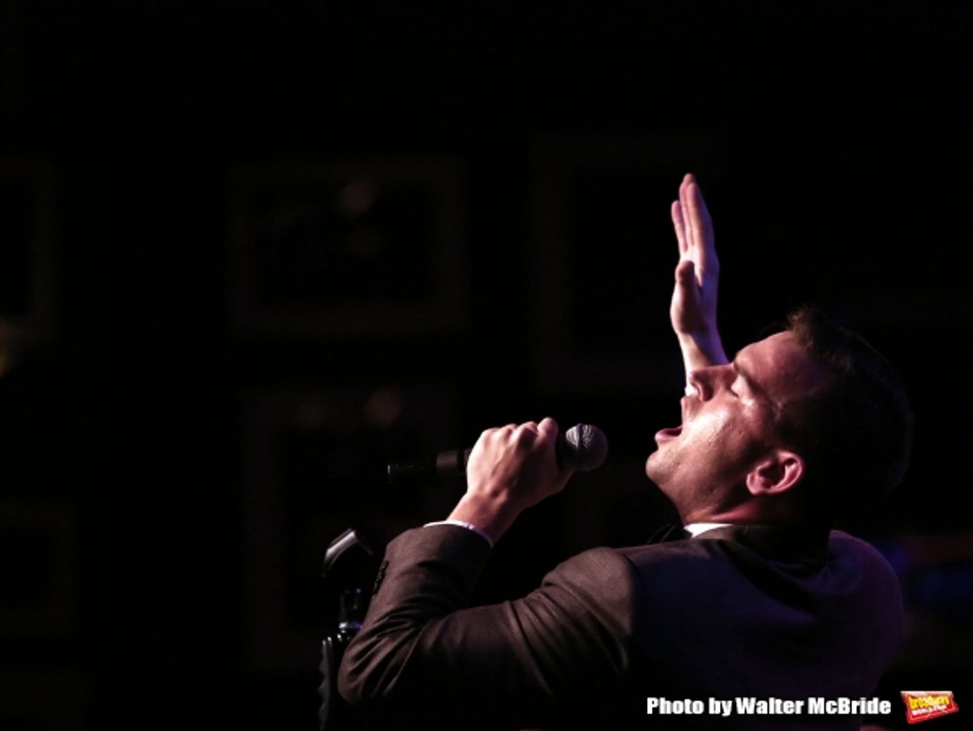 Photo Coverage: In Performance for Daniel Reichard's DECKED OUT HOLIDAY PARTY  Image
